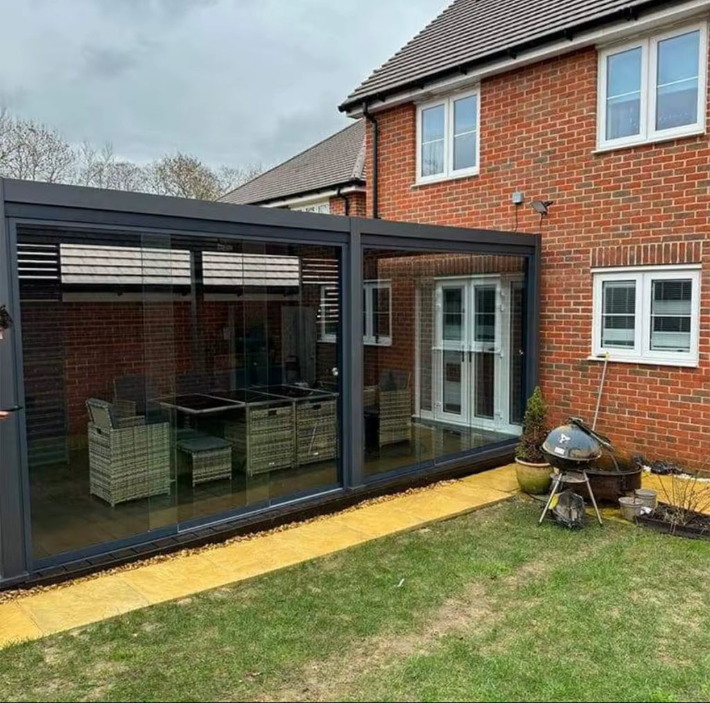 4×5 Aluminium Conservatory – Modern Glass Garden Room