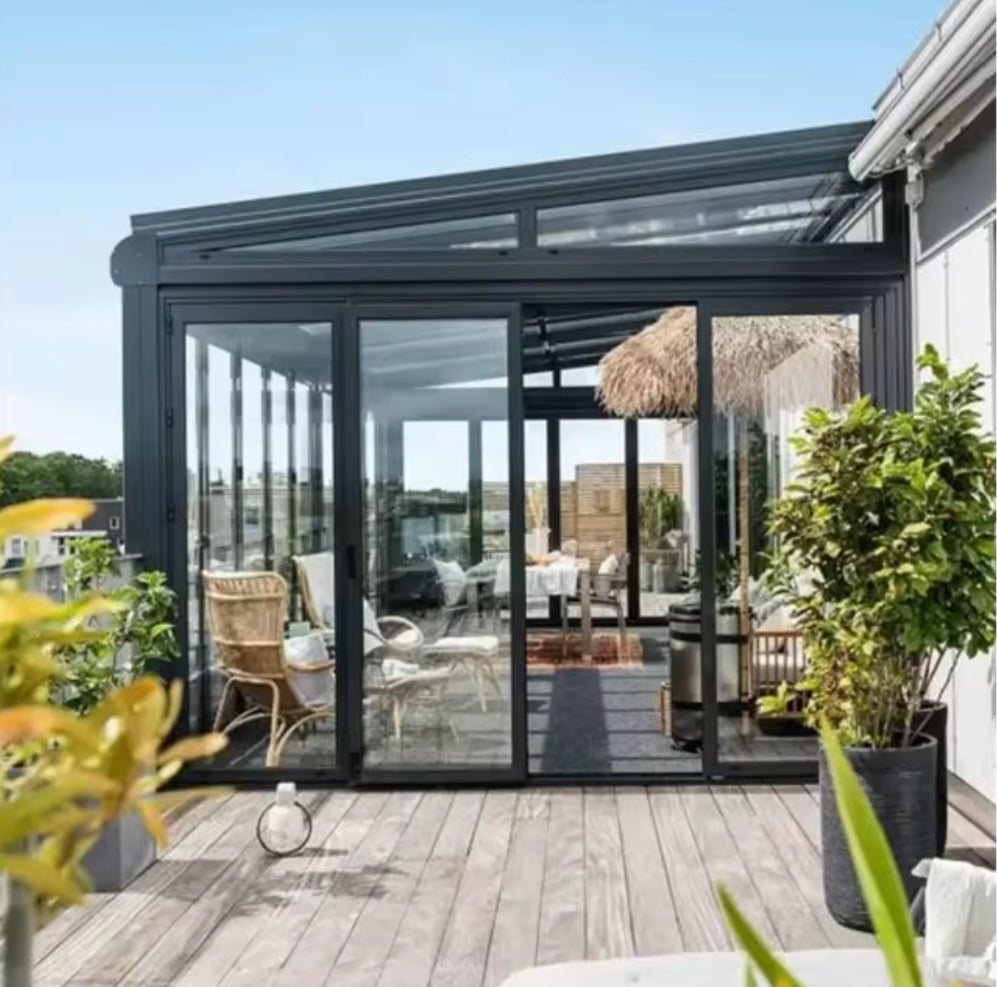 7×4 Aluminium Conservatory – Modern Glass Garden Room